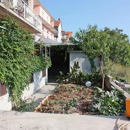 With A Parking Space Stari Grad, Hvar - 5696 בית הארחה 3*