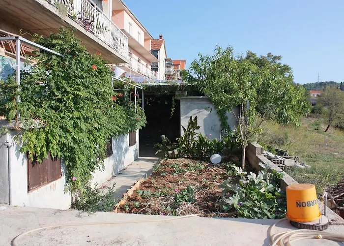 With A Parking Space Stari Grad, Hvar - 5696 בית הארחה 3*