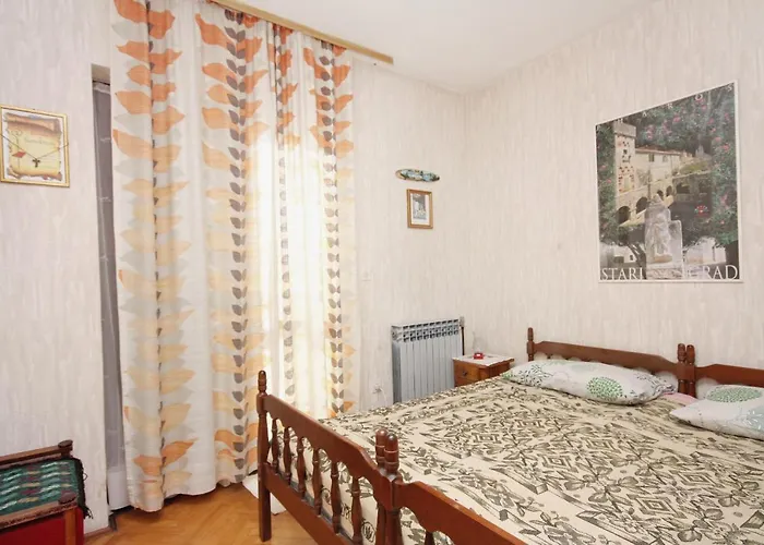 With A Parking Space Stari Grad, Hvar - 5696 בית הארחה