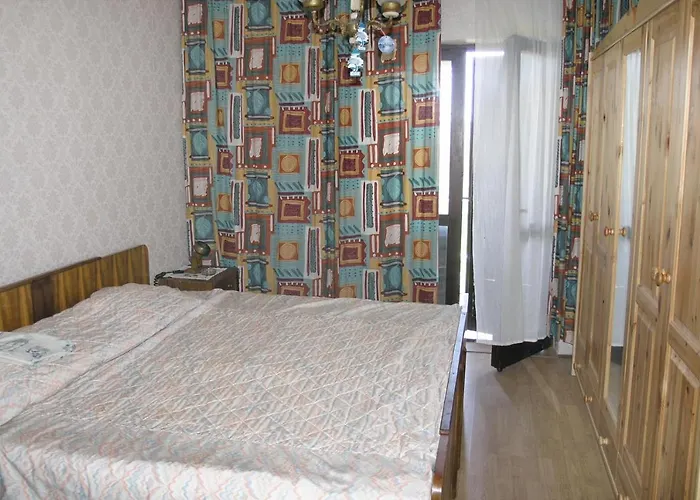 With A Parking Space Stari Grad, Hvar - 5696 בית הארחה 3*
